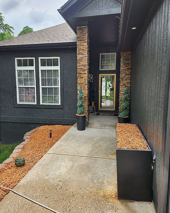 1st image of 4110 S Kerrington Dr