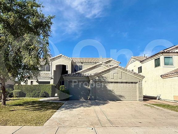 2nd image of 1122 W Wildhorse Dr