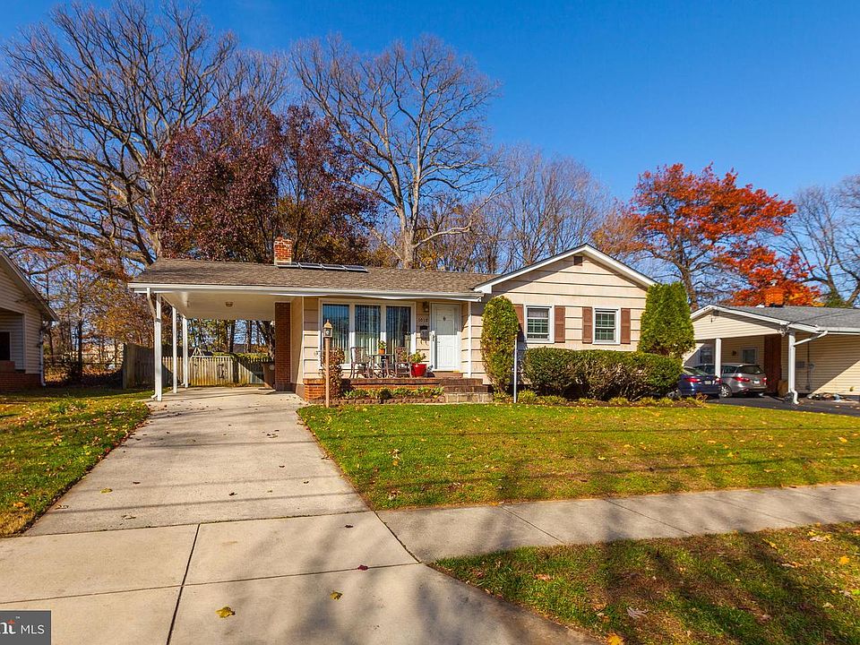1st image of 1018 Neal Dr