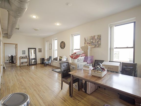 3rd image of 1630 N Damen Ave #3N