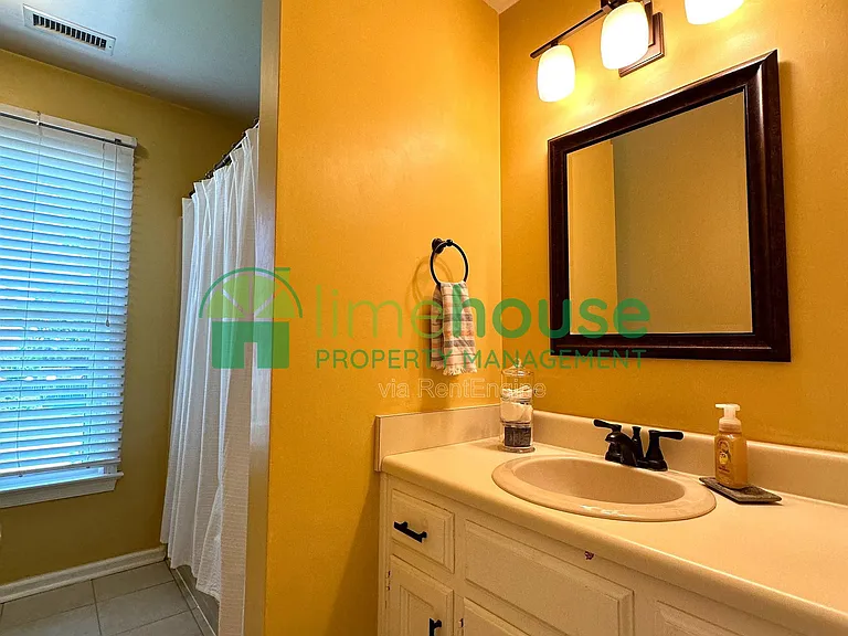 1149 Birks Ln — Photo 24