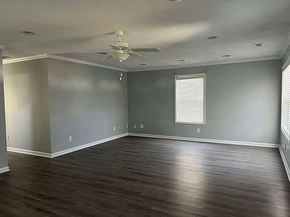 4th image of 414 Wallingford Cir