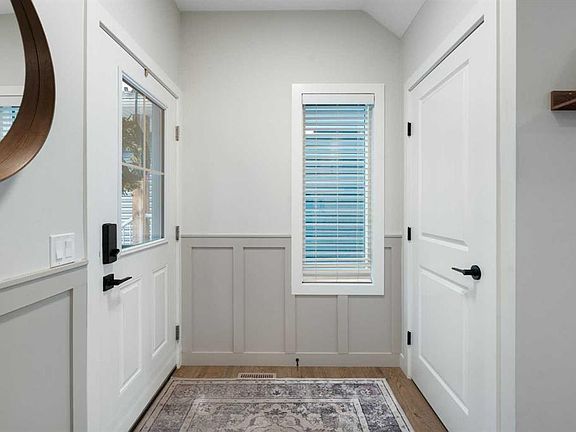 3rd image of 364 S Fireside Way
