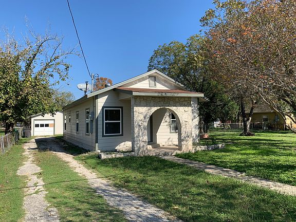 4th image of 159 W Mayfield Blvd