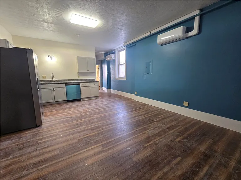 27 E Main St #210 — Photo 2