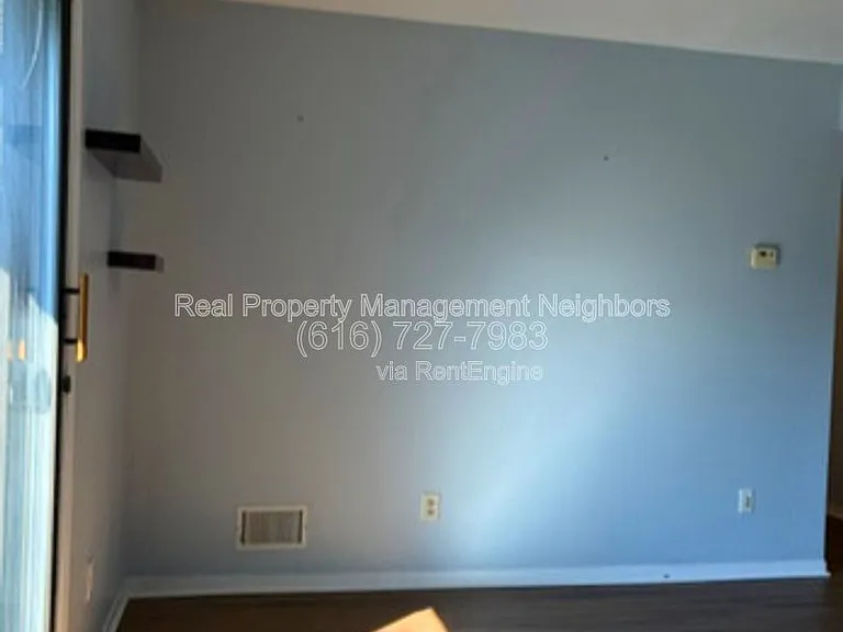 4326 Norman Dr SE — Photo 15