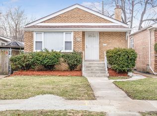 9710 S Chappel Ave, Chicago, IL 60617