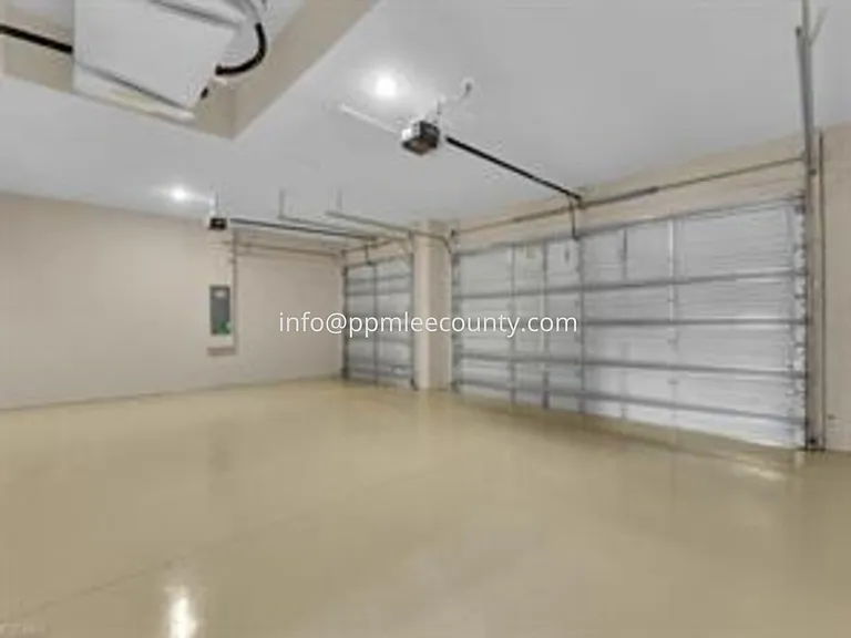 9379 Snapper Cir — Photo 10