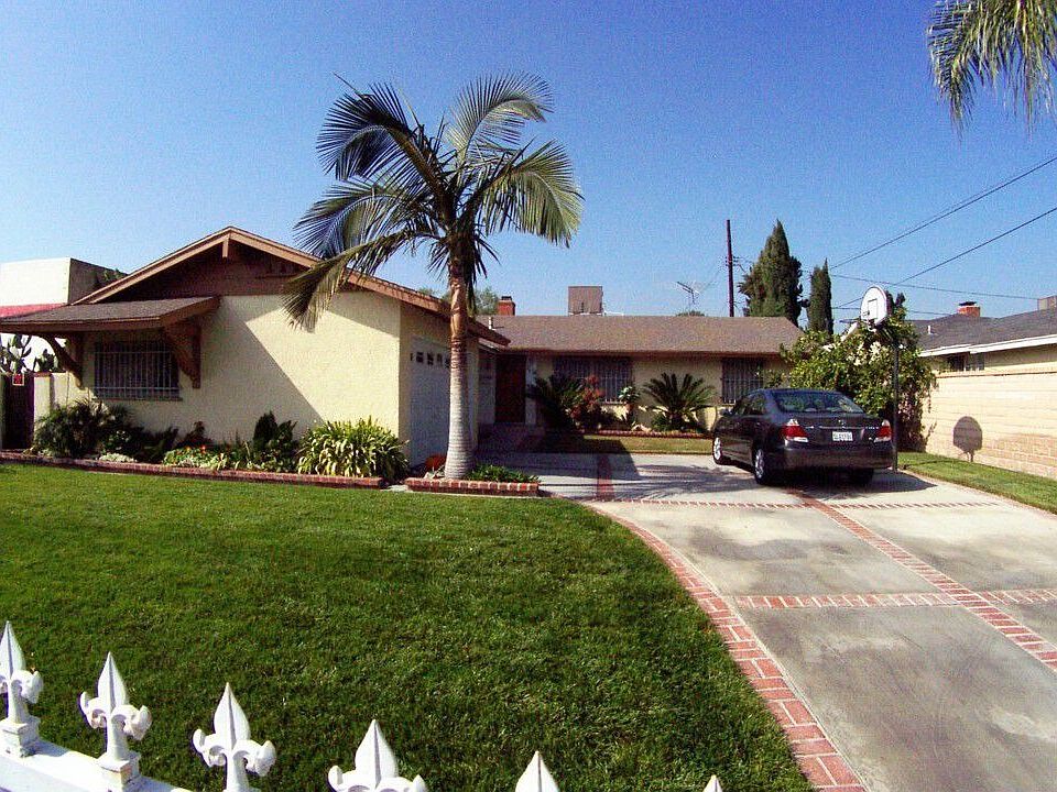 1st image of 7601 Atoll Ave