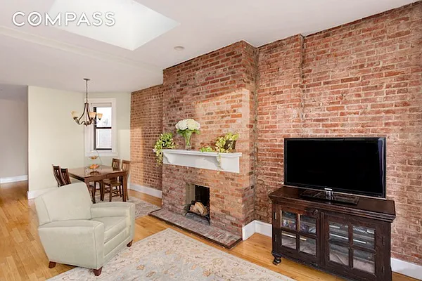 Sold by Compass | media 11