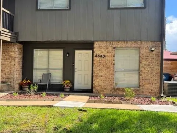 8540 Glen Meadow Ln, Beaumont, TX 77706
