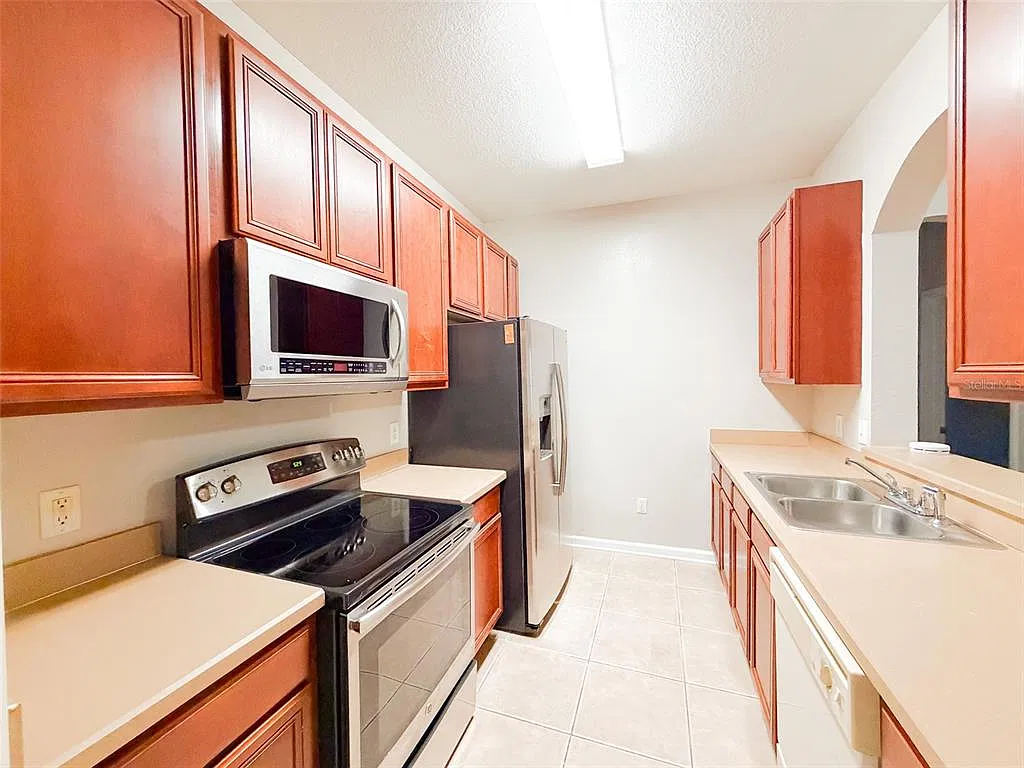 2 bed, 2.0 bath, 1050 sqft, $1,650 — Photo 4