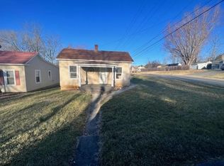 1501 3rd St, Radford, VA 24141