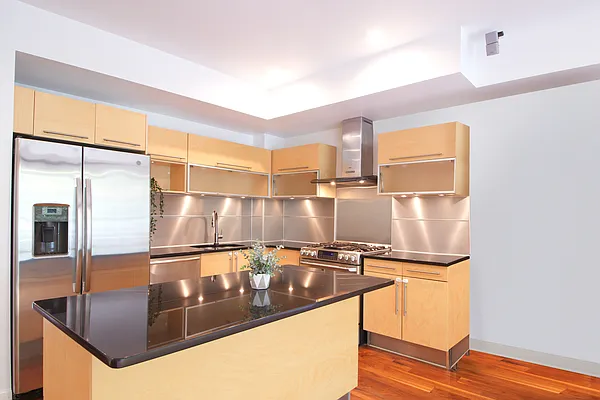 Sold by Compass | media 9