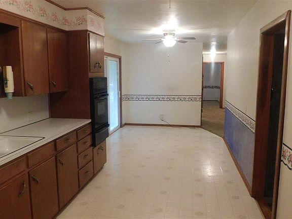 4th image of 701 Gayle St