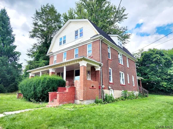 1016-1018 Linton St, Johnstown, PA 15905