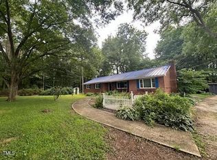 7500A Aycocks Crossing Rd, Lucama, NC 27851