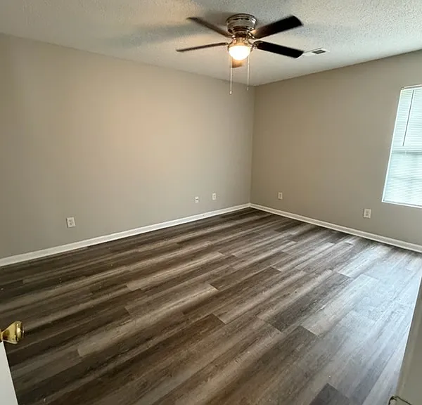1117 Carver Cir #B — Photo 4