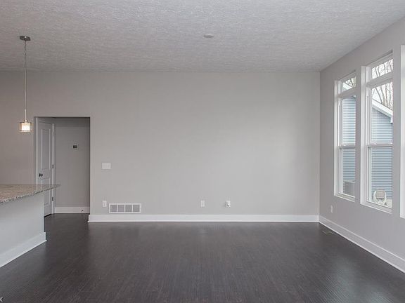 5th image of 3526 Sandlewood Dr