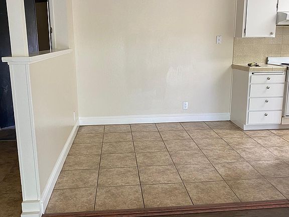 2nd image of 659 Kirkland Dr APT 10