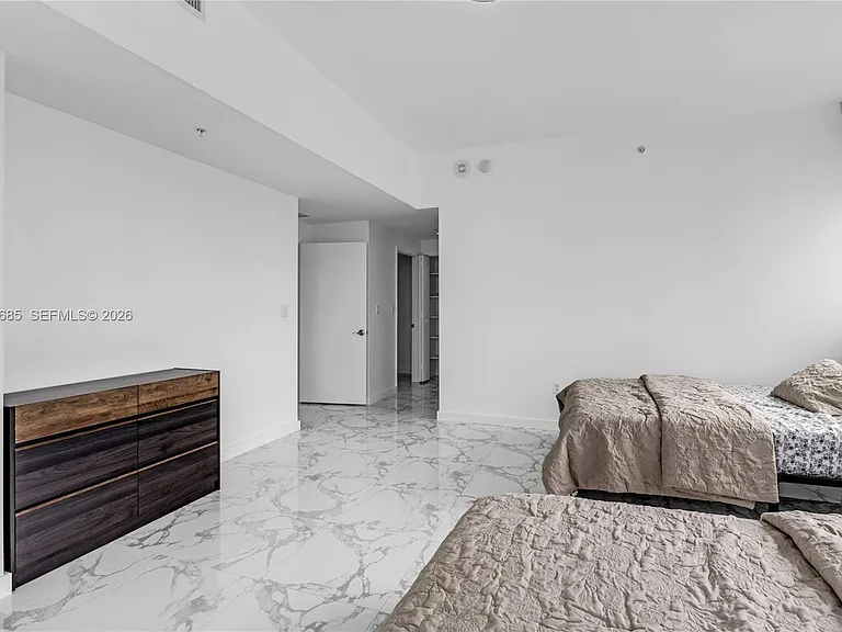 244 Biscayne Blvd #4708 — Photo 29