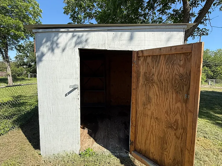 Shed