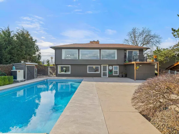 1744 Valleyview Dr, Clarkston, WA 99403