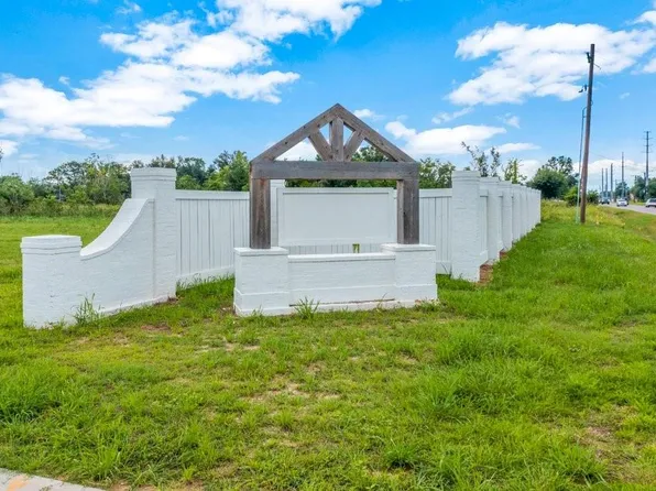 Lakewood Pointe 13 Ln, Lake Charles, LA 70605