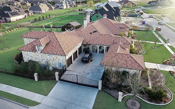 3rd image of 1111 Cambridge Ct