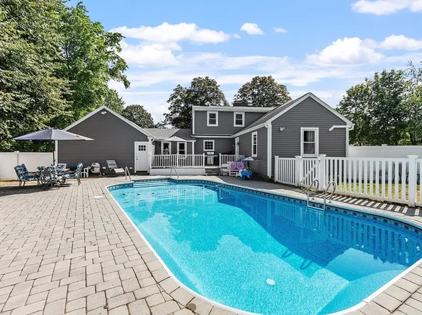 16 Homestead Ave, Auburn, MA 01501