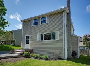 15 Lincoln Ave, Hull, MA 02045