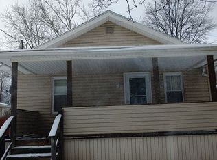 884 Huber St, Akron, OH 44306