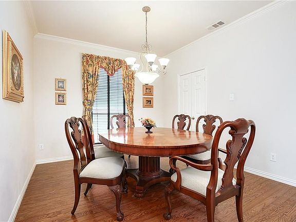 4th image of 11998 Cape Royal Ln