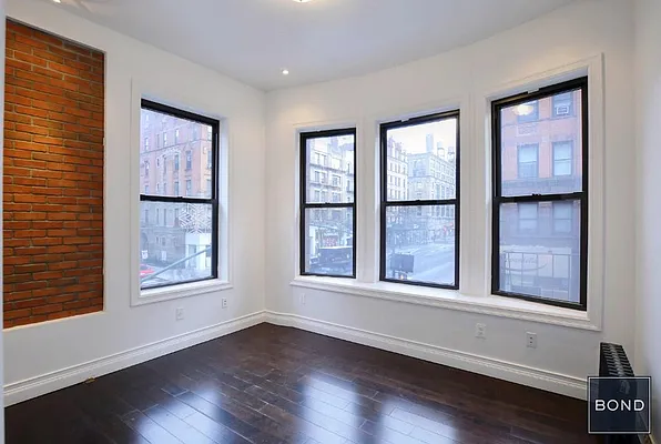 Rented by Bond New York | media 6