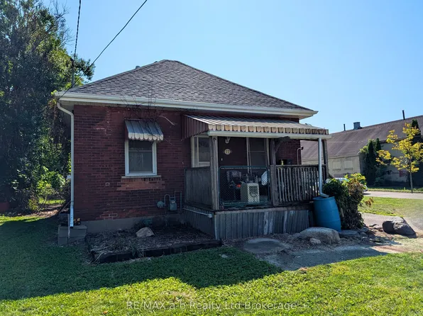 77 Hincks St, Woodstock, ON N4S 3X2