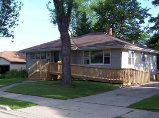 2516 Nemery Ct, Waukegan, IL 60085