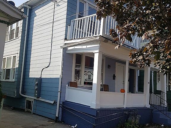 2nd image of 461 Hewitt Ave