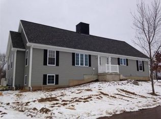 5 River Valley Way, Easthampton, MA 01027