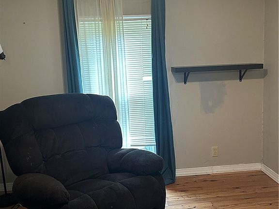 4th image of 1165 Camp Creek Rd