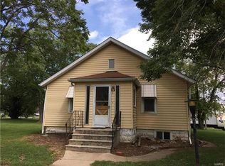 608 S 1st St, Greenville, IL 62246