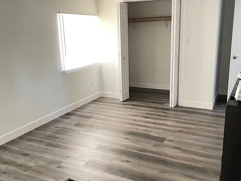 6880 Rea Ave — Photo 11