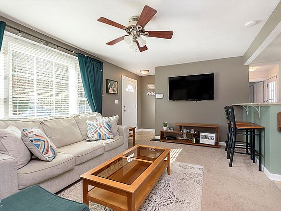 5th image of 6721 Evanston Ave