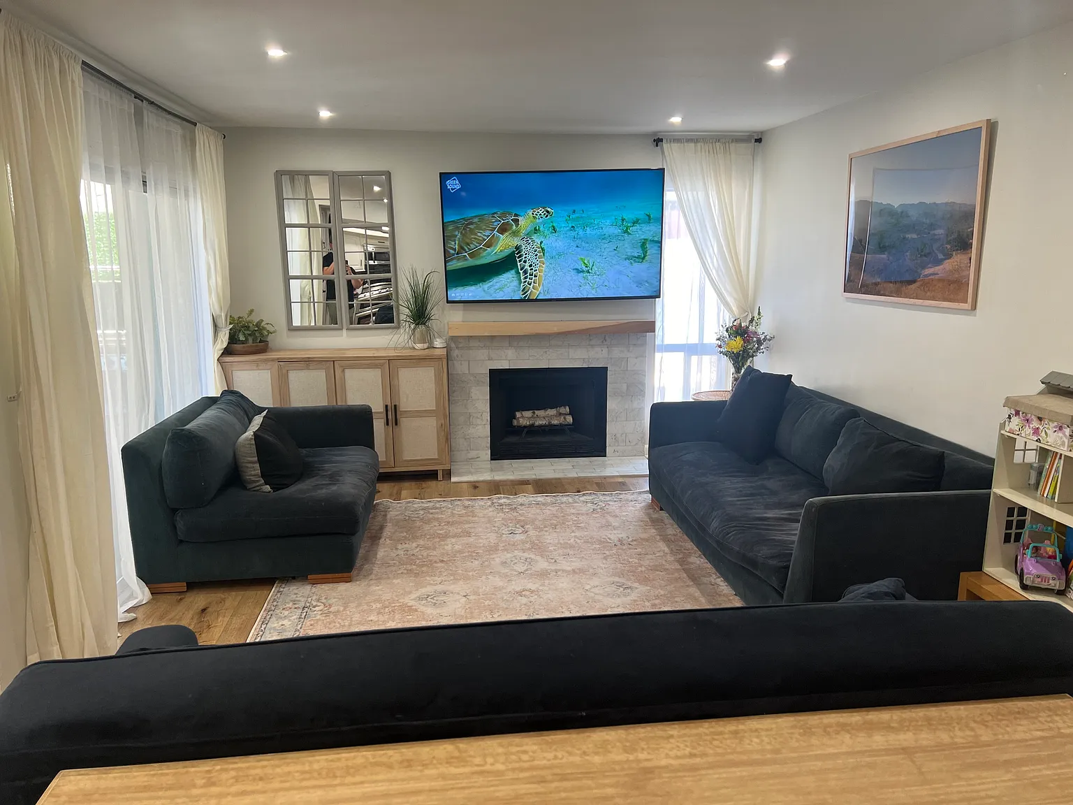 3 bed, 1250 sqft, $3,600 — Photo 1