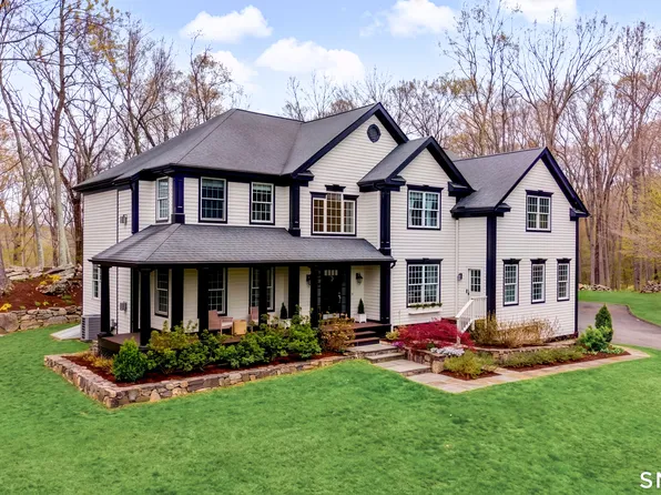 15 Still Hollow Place, Ridgefield, CT 06877