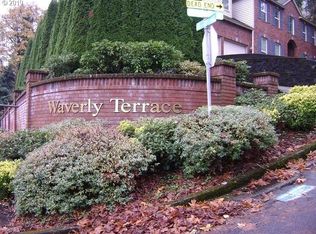 1686 SE McBrod Ave #3, Milwaukie, OR 97222