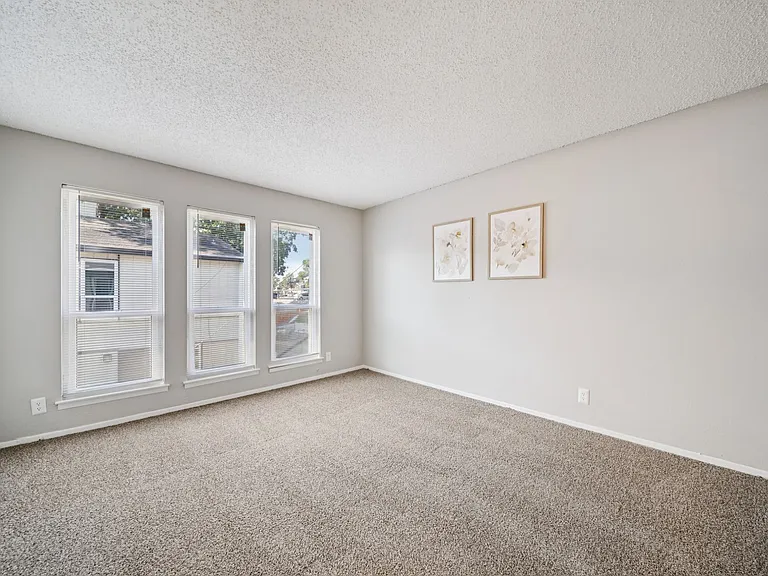 Cedar Park Apartments — Photo 25