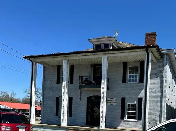 102 E 2nd St, Russellville, KY 42276