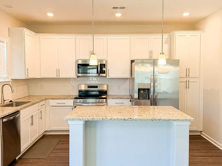 21 Jazz Dr — Photo 4