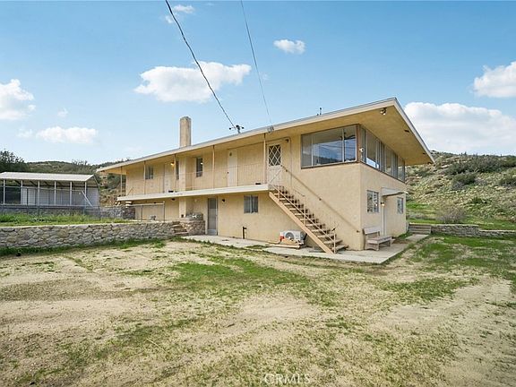 3rd image of 47078 Kings Canyon Rd