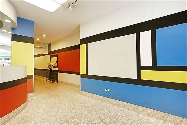 1st image of 101 W 23rd St APT 3B
